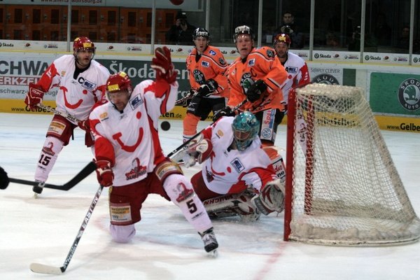 Scorpions 04022009   019.jpg
